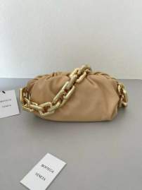 Picture of Bottega Veneta Handbags _SKUfw184065632fw